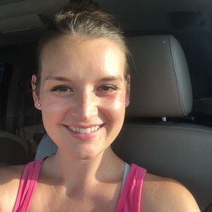 Meet your Posher, Lindsey